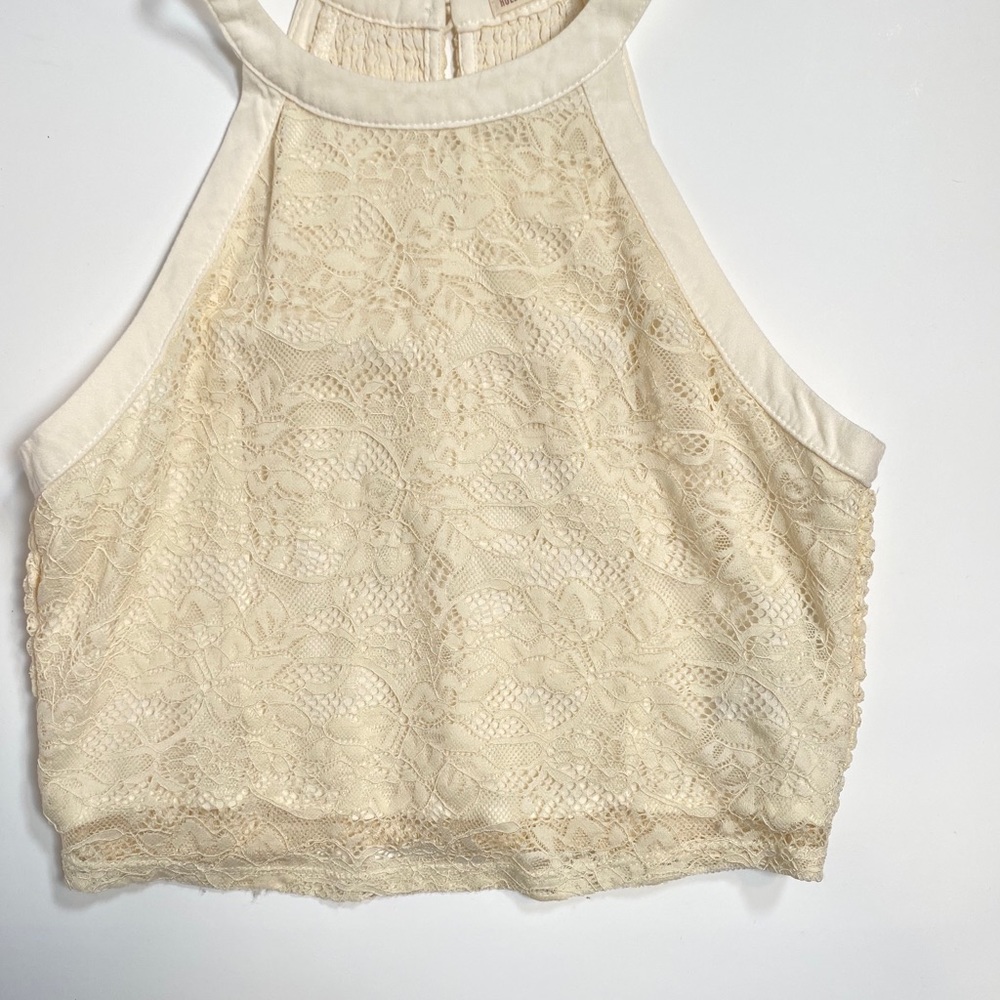 Like New. Ivory Hollister Lace Sleeveless Crop Top